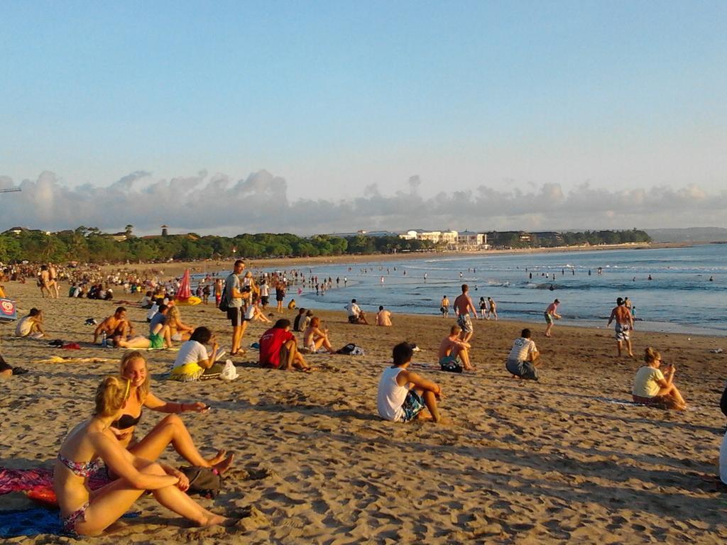 Graha Chania Legian Кута Экстерьер фото